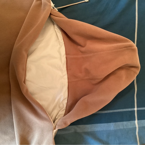 Men’s tan Hugo Boss scarf with hood - Picture 6 of 8